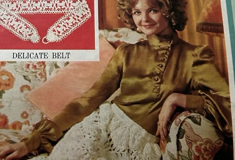 Blouses with Highnecks 10476-blouses-with-highnecks.jpg