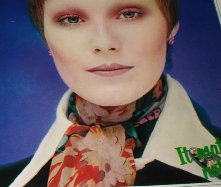 Blouses and Scarves 10779-blouses-and-scarves.jpg