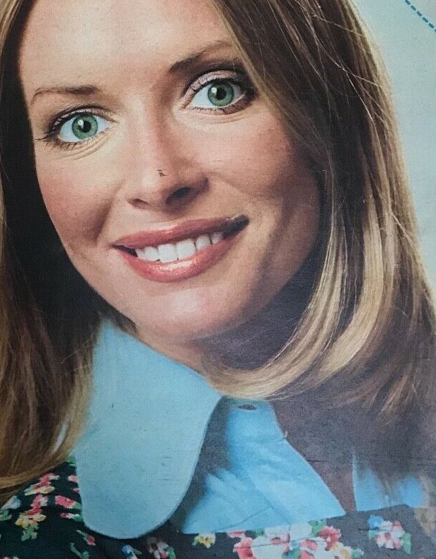 Blouse Finds 10825-blouse-finds.jpg