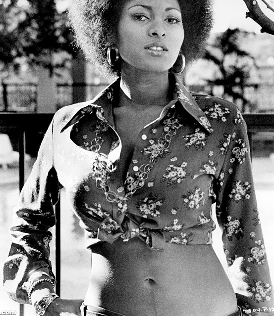 Re: CELEBRITIES IN BLOUSES 11041-re--celebrities-in-blouses.jpg