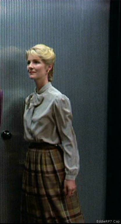 Re: CELEBRITIES IN BLOUSES 11206-re--celebrities-in-blouses.jpg