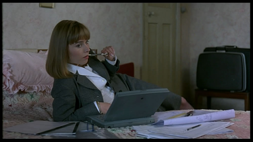 Re: CELEBRITIES IN BLOUSES 143-re--celebrities-in-blouses.jpg