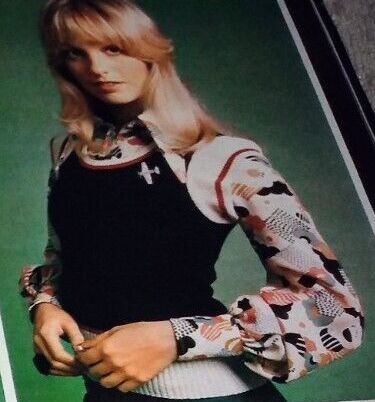 Re: MY FAVOURITE BLOUSE PICS 8520-re--my-favourite-blouse-pics.jpg