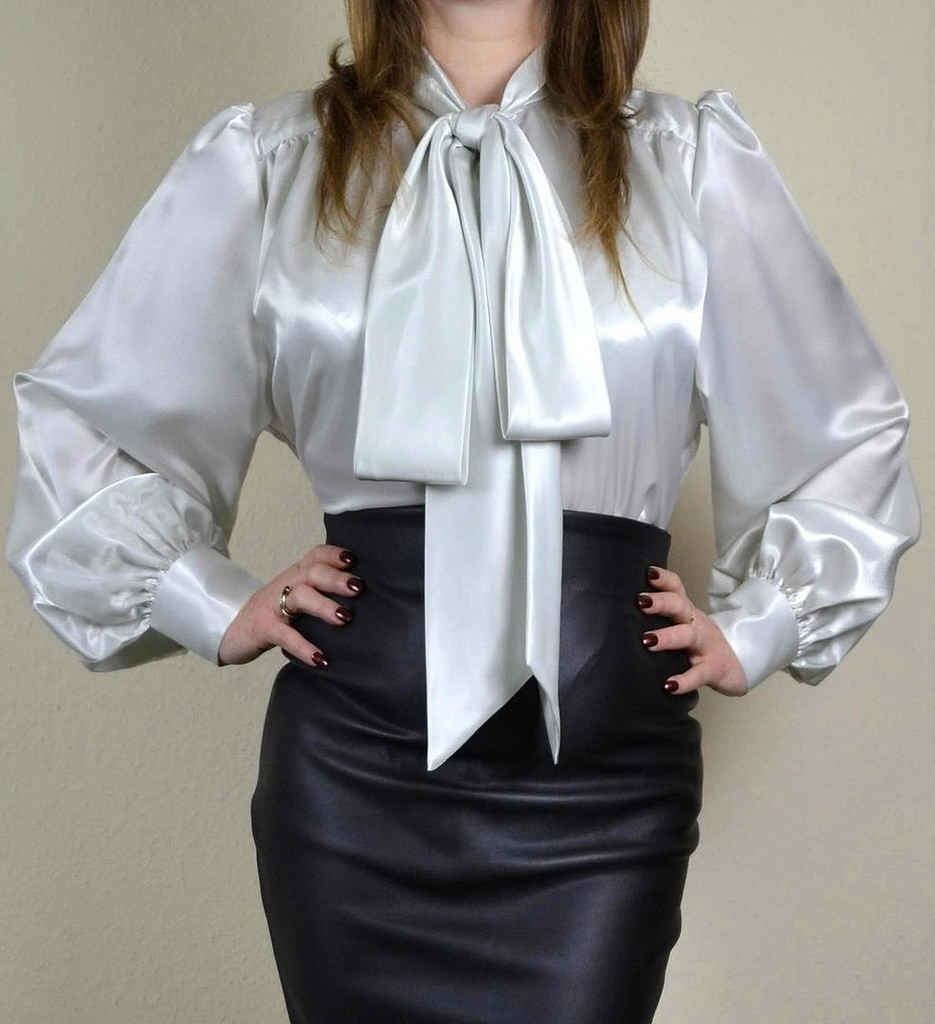 Re: MY FAVOURITE BLOUSE PICS 8872-re--my-favourite-blouse-pics.jpg